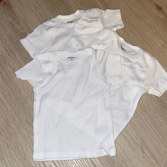 White Gerber Baby Tees 3 Pack - Picture 1 of 2